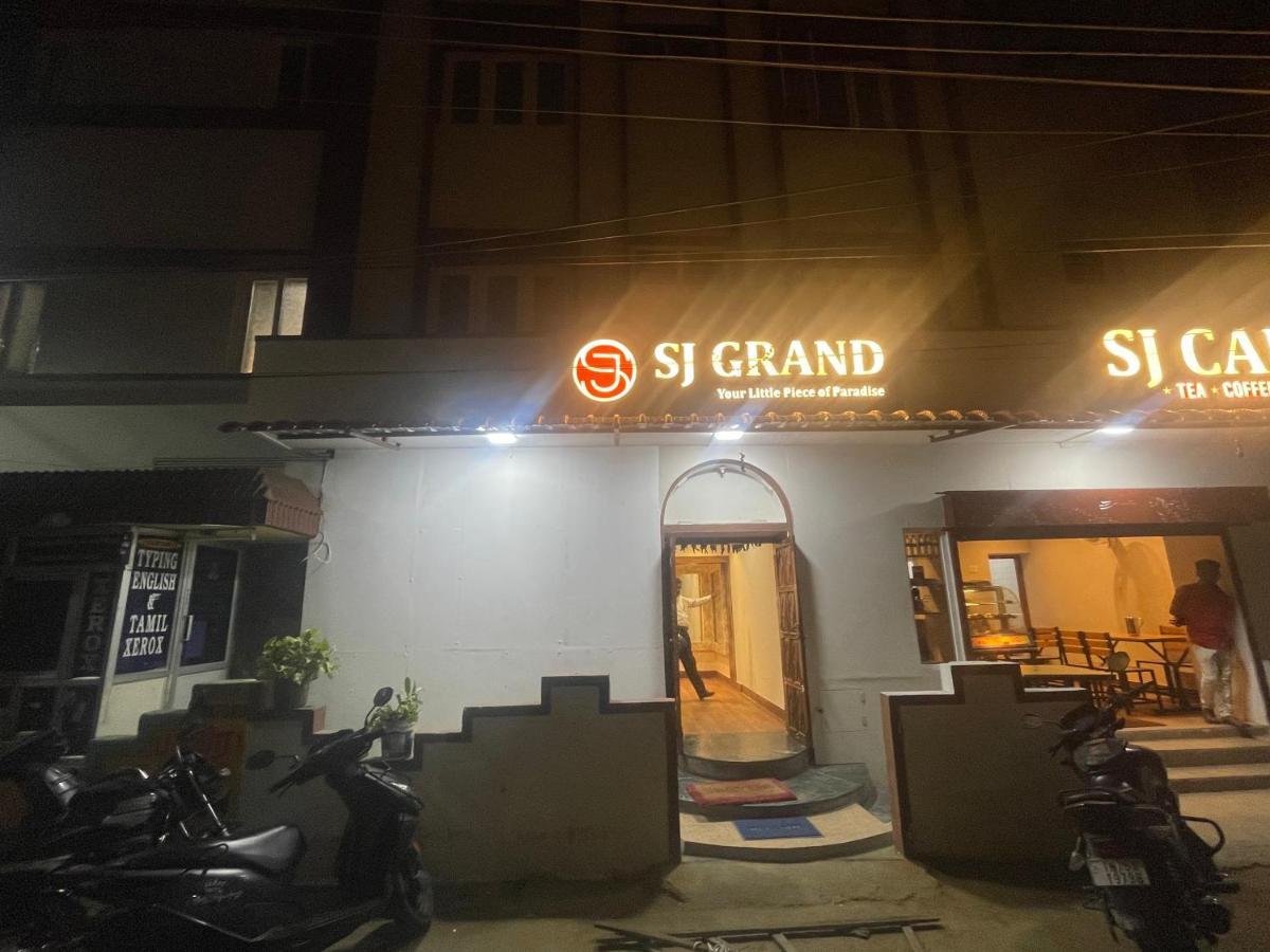 Hotel Sj Grand Coimbatore Esterno foto